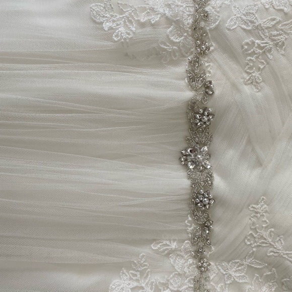 Maggie Sottero Patience Ivory - Picture 6 of 9
